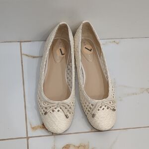 Cream Women's Flats Bandolino 7M